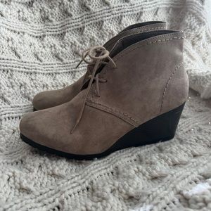 Woman’s boots